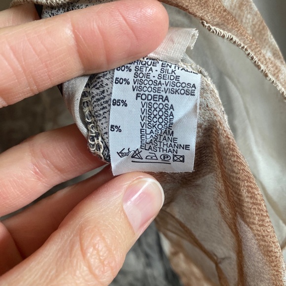 Made in Italy silk animal + lace print top L - Picture 3 of 5